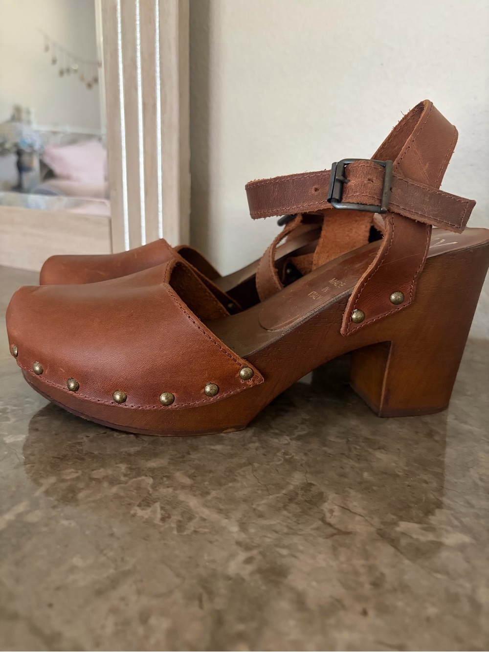Handmade in Italy Vintage Inspired Swedish Leather Mule Clogs with Buckle - Picture 2 of 5